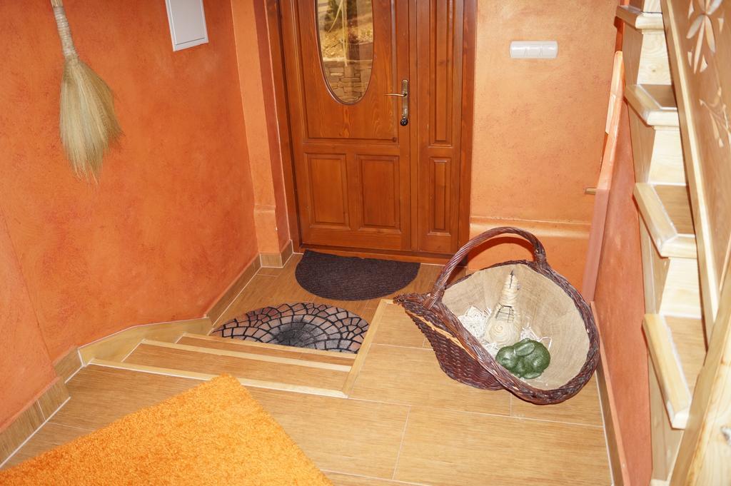 Czarna Góra Apartamenty I Pokoje Rodzinne מראה חיצוני תמונה